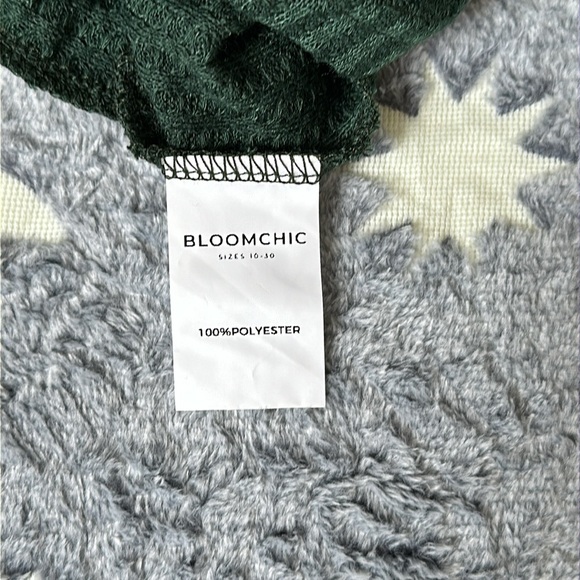 029 Bloomchic Green Waffleknit Hi-Low Sweater - Picture 6 of 6